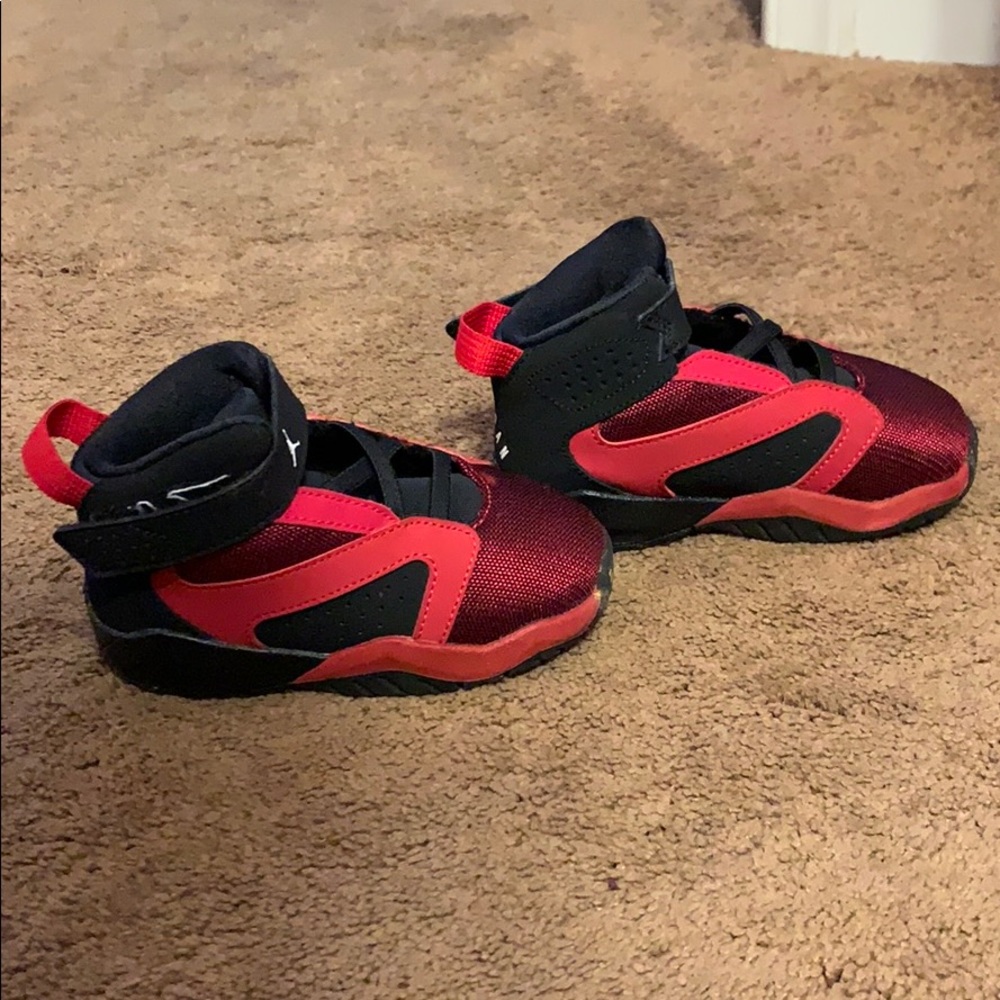 Sneakers - Picture 3 of 4